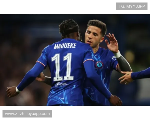 切尔西恩昆库转身抽射干脆利落：足球世界的新传奇